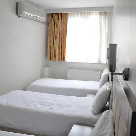 Hotel Hivas 2*