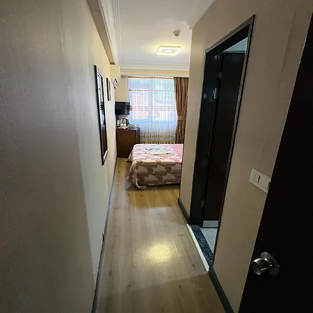 Hivas 2* Isztambul