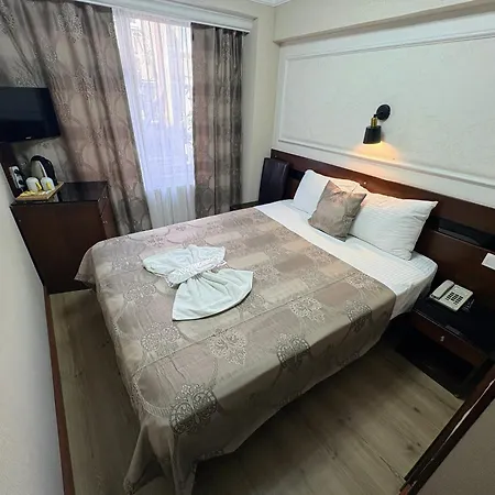 Hivas Hotel 2*