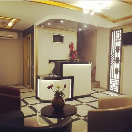 Hivas Hotel