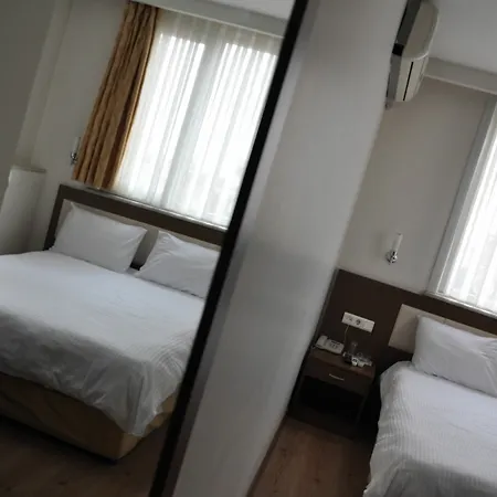 Hivas Hotel 2*