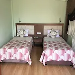 Hotel Hivas 2*